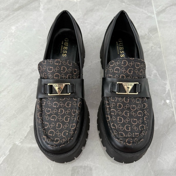 Women’s Guess Chunky Platform G Patterned Loafers Shoe Gold Buckle Size 8.5 - Picture 2 of 16